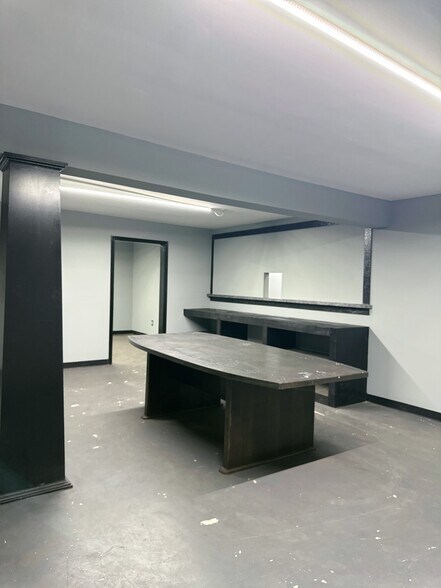 More Photos Of 4127 Weslow St, Houston Industrial For Lease