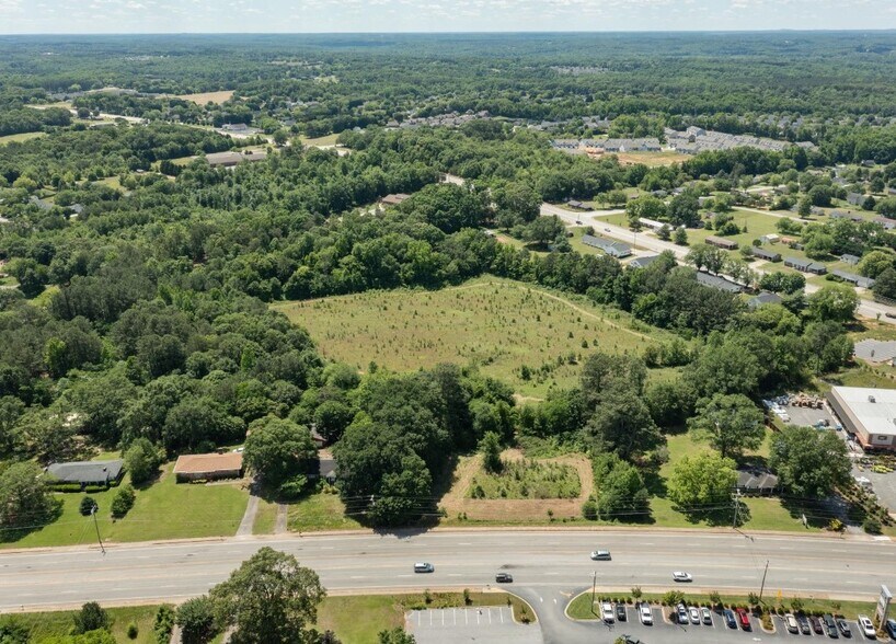 More Photos Of 5831 Reidville Rd, Moore Land For Lease