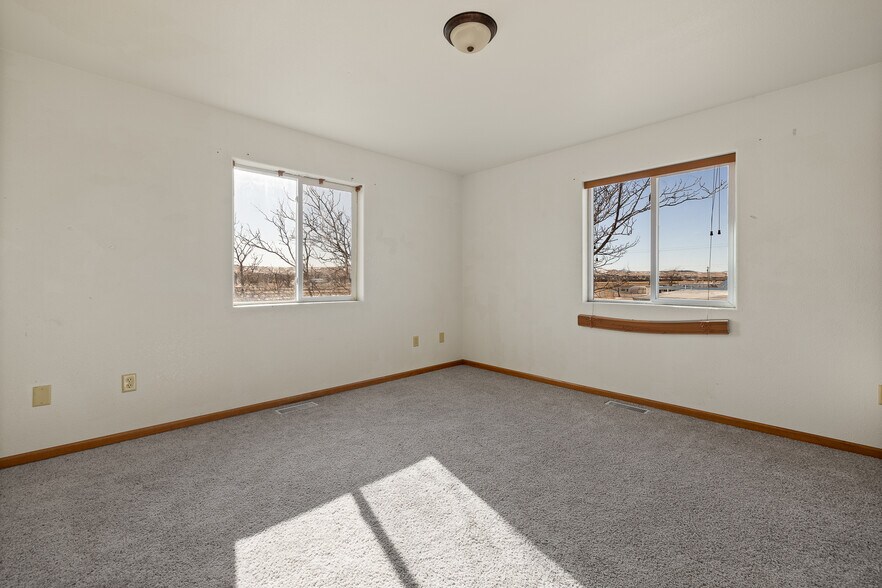 More Photos Of 306 Hillview Dr, Box Elder Office For Sale