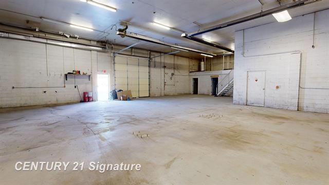 More Photos Of 2122 E Hemphill Rd, Burton Warehouse For Sale