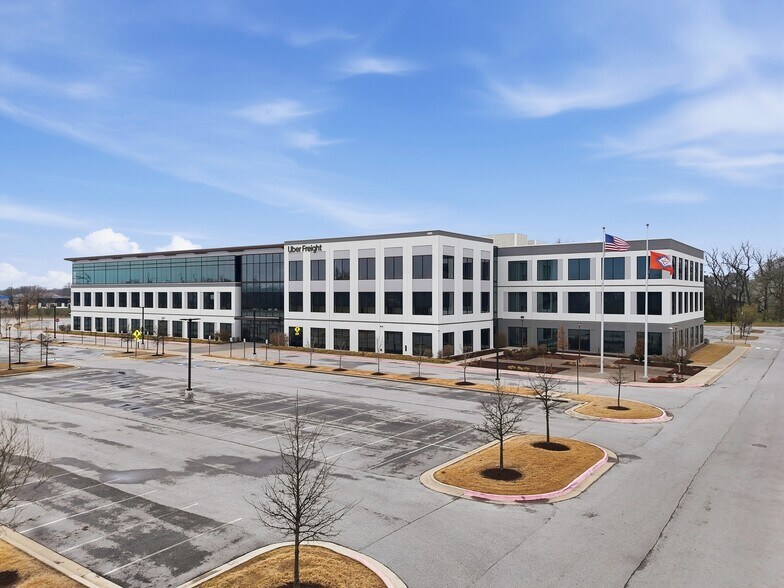 More Photos Of 4909 W Magnolia St, Rogers Office For Lease