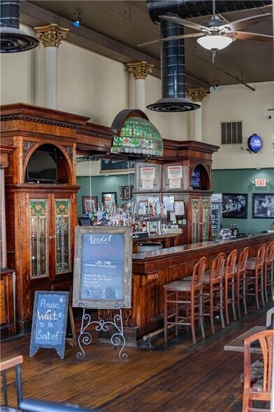 More Photos Of 224 N 4th St, Saint Joseph Office For Lease