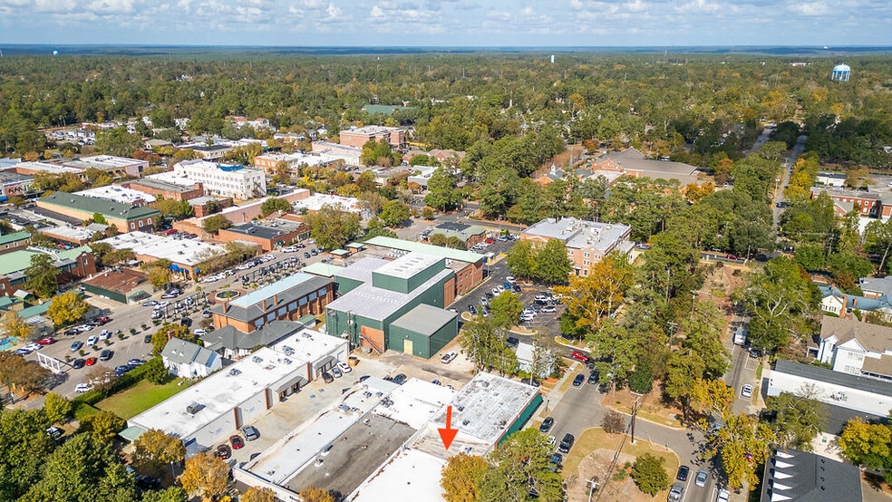 More Photos Of 149 Chesterfield St, Aiken Loft Creative Space For Sale