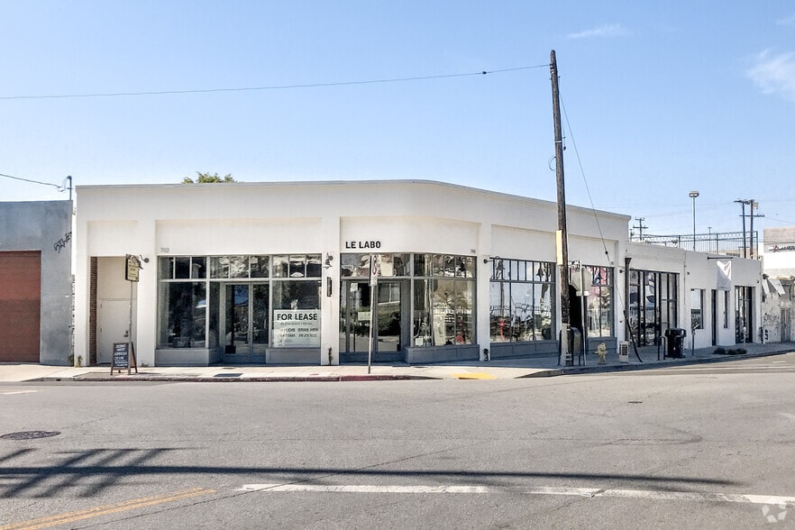 More Photos Of 734-744 E 3rd St, Los Angeles Storefront For Lease
