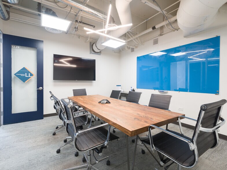 More Photos Of 1495 Canyon Blvd, Boulder Coworking Space