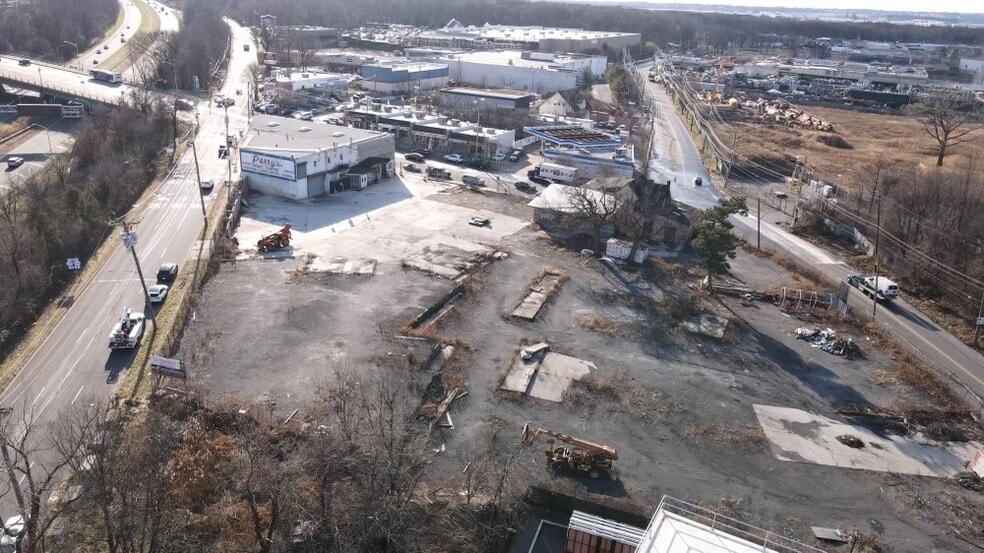 More Photos Of 961 Bloomingdale Rd, Staten Island Land For Sale