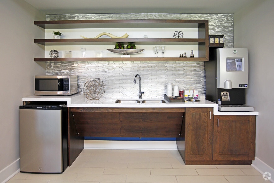 More Photos Of 847 Chicago Ave, Evanston Apartments For Lease