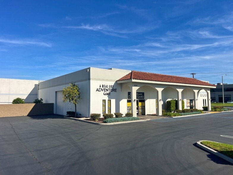 Primary Photo Of 4245-4247 E La Palma Ave, Anaheim Warehouse For Lease