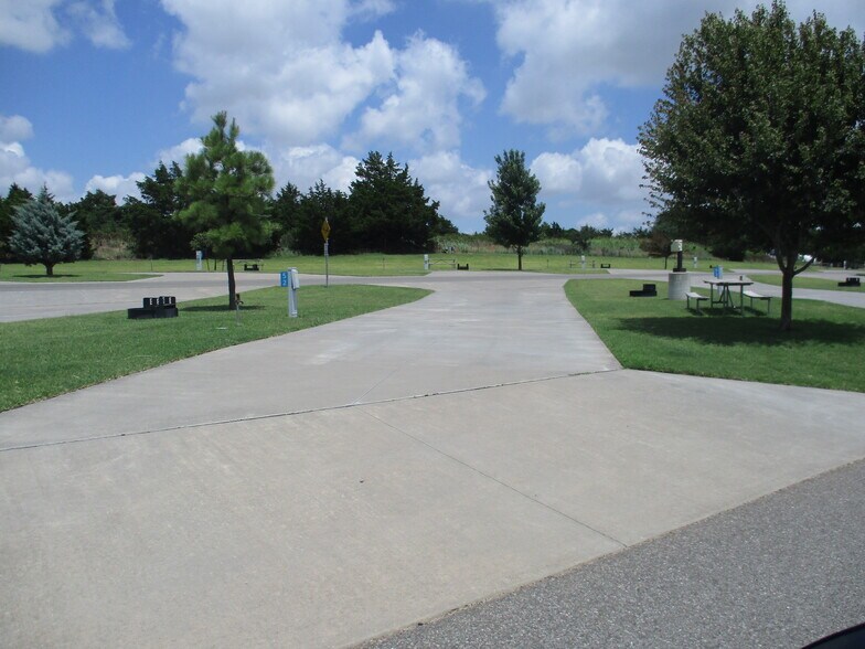 More Photos Of 1038 Airport Rd, Weatherford Manufactured Housing Mobile Home Park For Sale