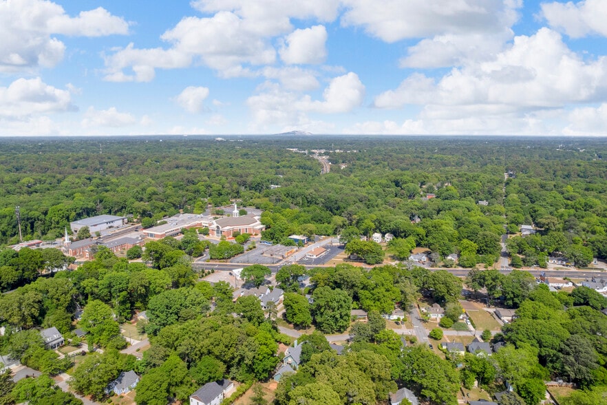 More Photos Of 2915 Alston Dr, Atlanta Freestanding For Sale