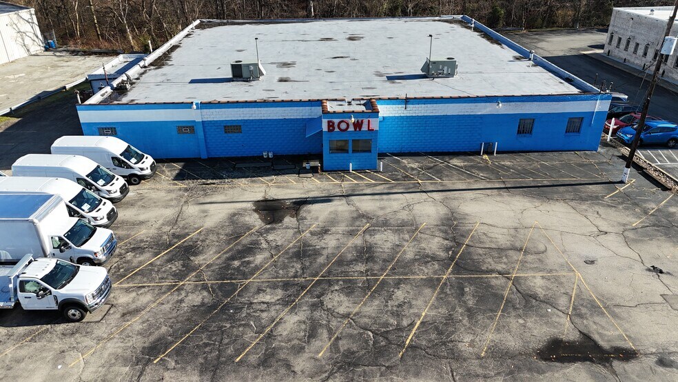 More Photos Of 1220 Long Run Rd, White Oak Bowling Alley For Sale