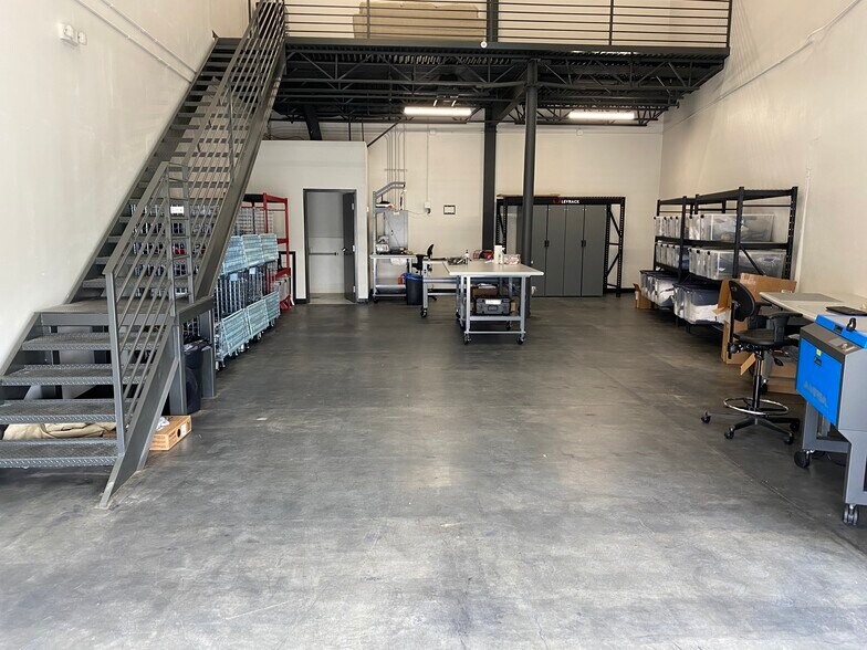 More Photos Of 4440 Tradition Trl, Plano Light Distribution For Lease