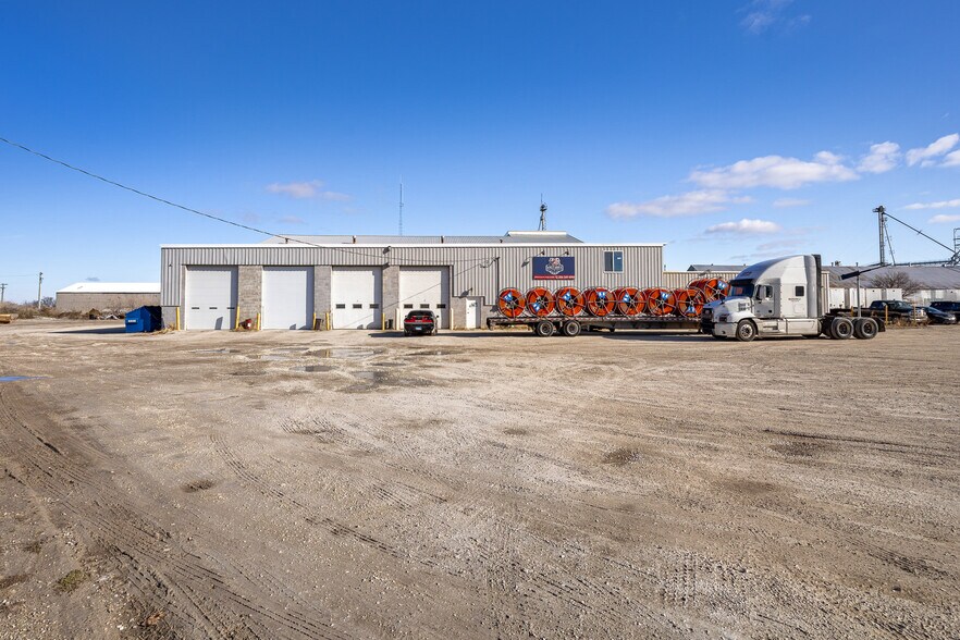 More Photos Of 406 N Union St, Dwight Truck Terminal For Sale