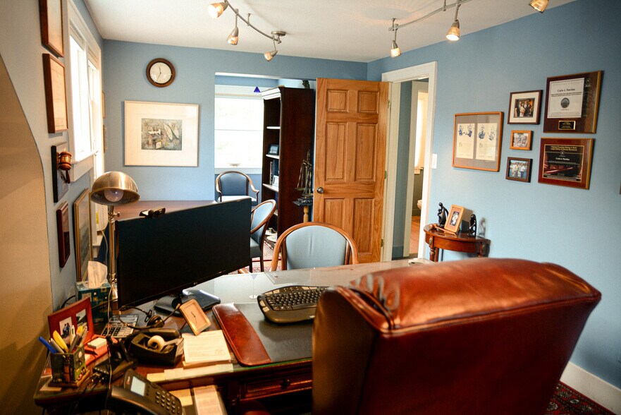 More Photos Of 1158 S Main St, Plymouth Office For Sale