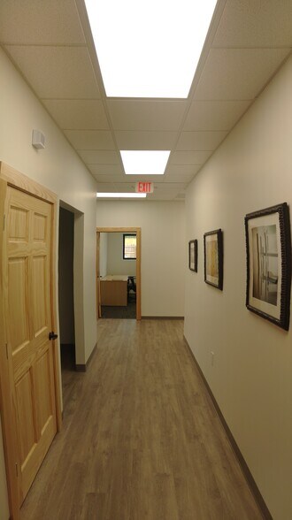 More Photos Of 4300 Mackinnon Industrial Pky, Mobile Distribution For Lease