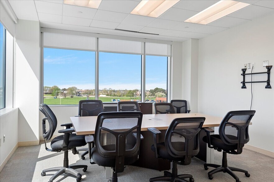 More Photos Of 3051 Hollis Dr, Springfield Office For Lease