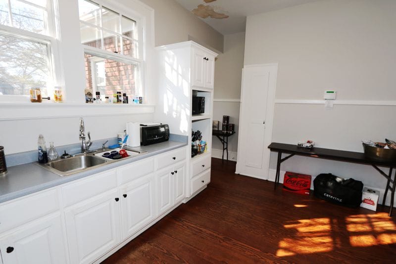 More Photos Of 106 W Church St, Greer Office For Lease