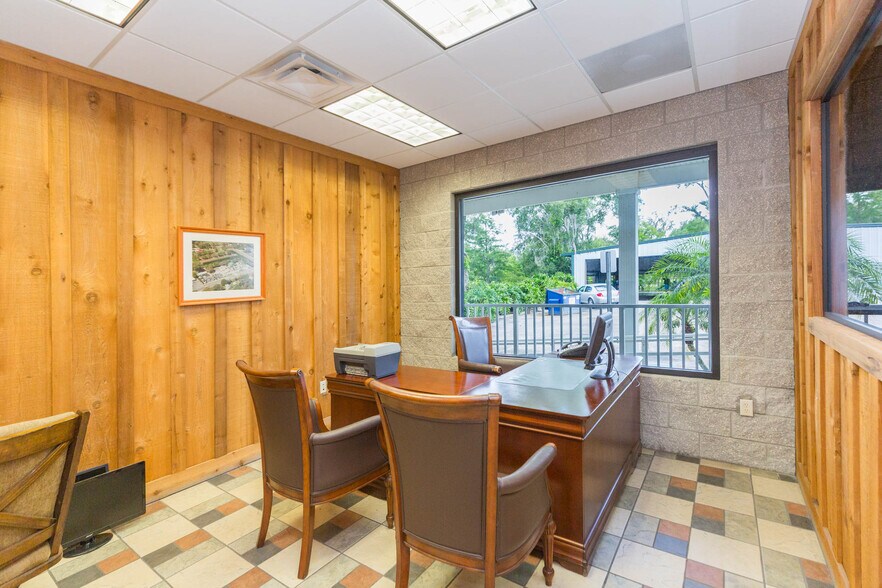 More Photos Of 13815 21st St, Dade City Auto Dealership For Sale