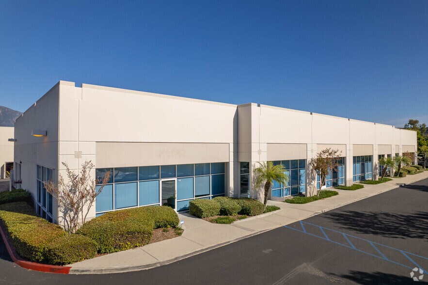 More Photos Of 23121 Antonio Pky, Rancho Santa Margarita Light Manufacturing For Lease