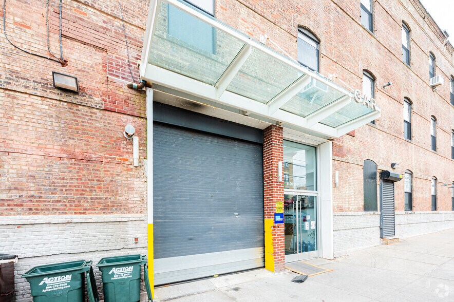 More Photos Of 3511 9th St, Long Island City Office Residential For Lease