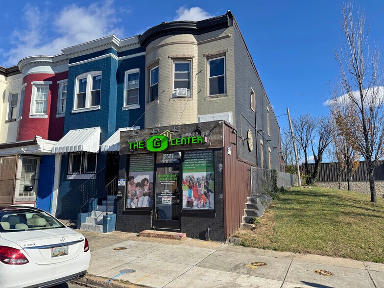 Primary Photo Of 2527 Greenmount Ave, Baltimore Office For Sale