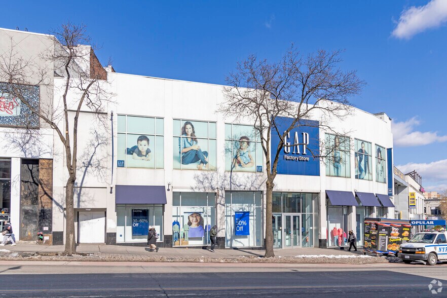 More Photos Of 271 E Fordham Rd, Bronx Storefront For Sale