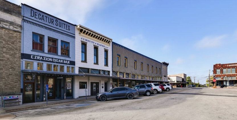 Primary Photo Of 103 W Main St, Decatur Hospitality For Sale