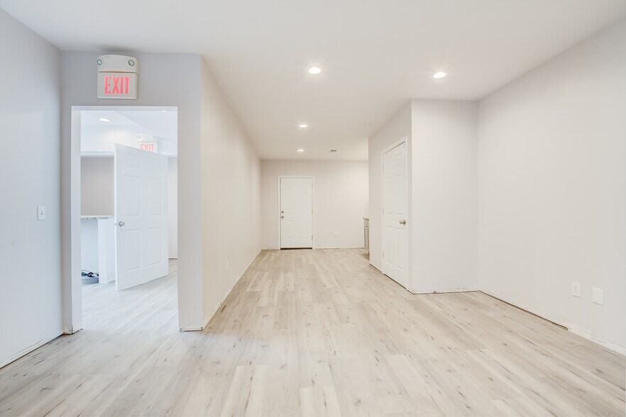 More Photos Of 1243 Tennessee Ave, Cincinnati Warehouse For Sale