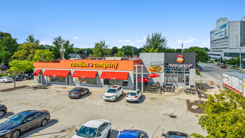 More Photos Of 2725-2735 W Oklahoma Ave, Milwaukee Freestanding For Sale