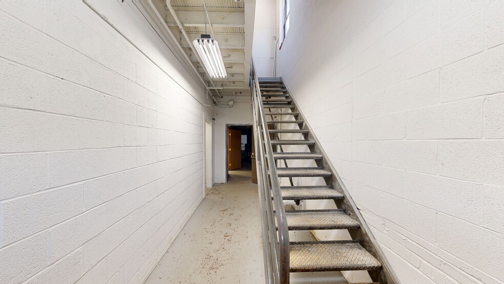 Primary Photo Of 600 S Poplar St, Hazleton Service For Sale