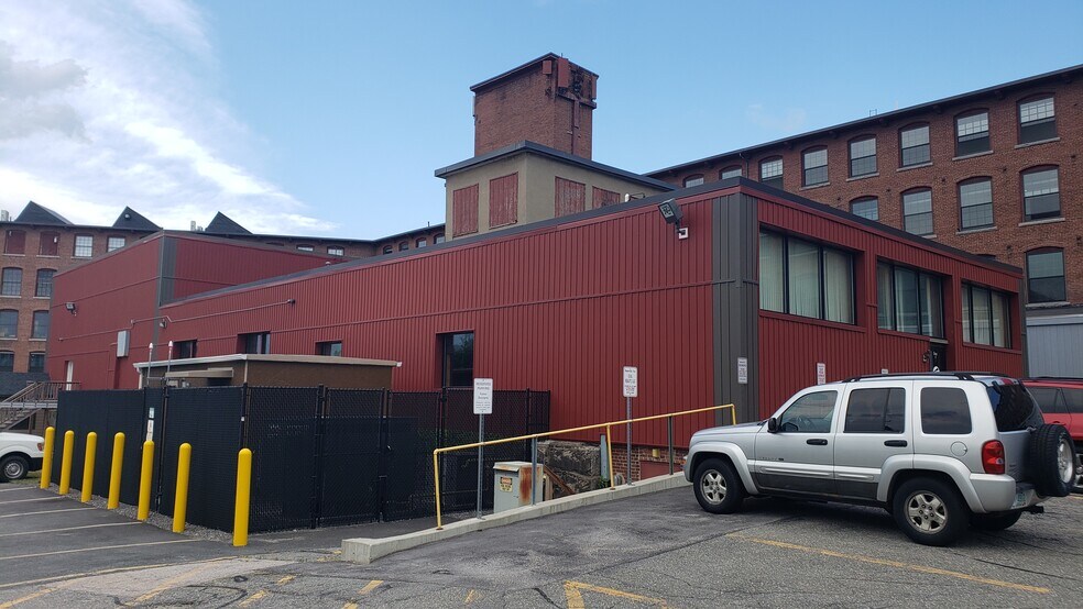 More Photos Of 51-55 Lake St, Nashua Light Manufacturing For Sale