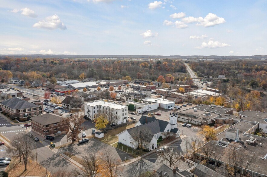 More Photos Of 307 N Cascade St, Osceola Medical For Lease