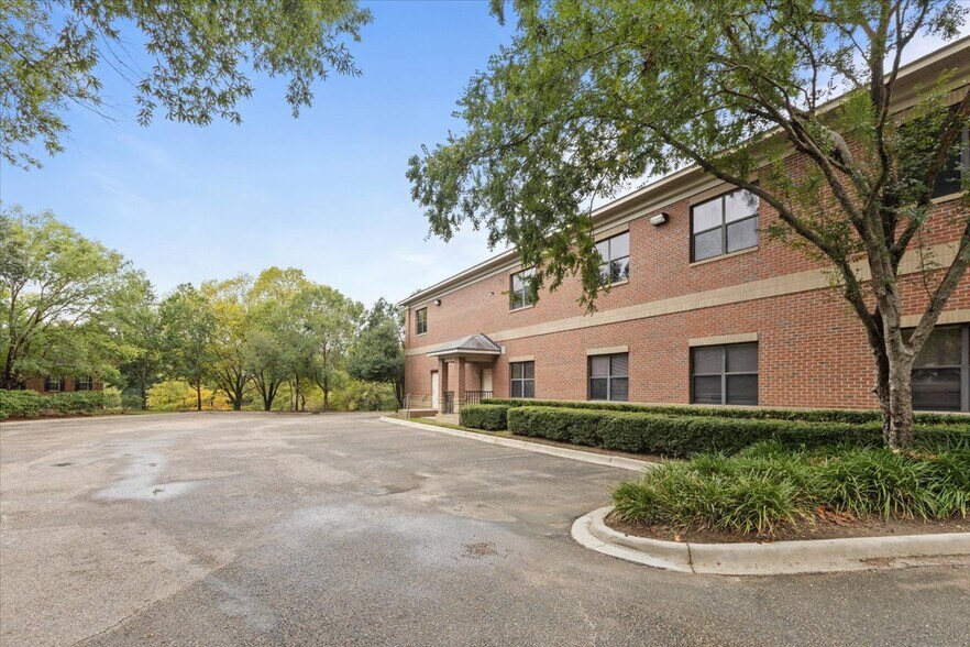More Photos Of 2477 Tim Gamble Pl, Tallahassee Medical For Sale