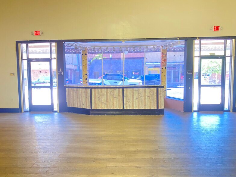 More Photos Of 117 S Main St, Red Springs Storefront For Sale