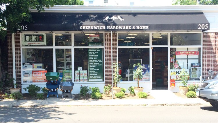 More Photos Of 205 Railroad Ave, Greenwich Freestanding For Lease