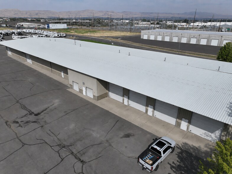 More Photos Of 2900 Sutherland Dr, Union Gap Manufacturing For Lease