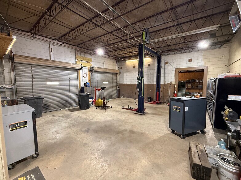 More Photos Of 69 Railroad Ave, Dora Specialty For Sale