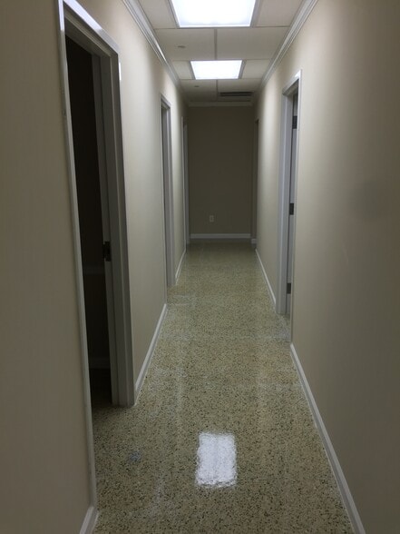 More Photos Of 1500 Garner Rd, Raleigh Office Residential For Lease