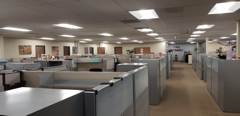 More Photos Of 2601 Saturn St, Brea Office For Lease