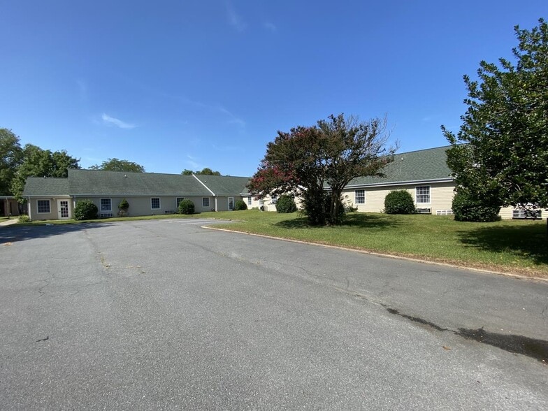 17405 Lankford Hwy, Parksley, VA 23421 Rehabilitation Center For Sale