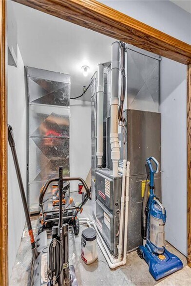 More Photos Of 109 E Railroad St, Silver Lake Daycare Center For Sale