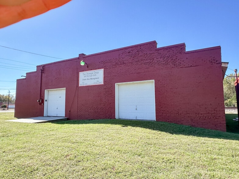 More Photos Of 300 Wilson Ave, Wakefield Sussex Self Storage For Sale