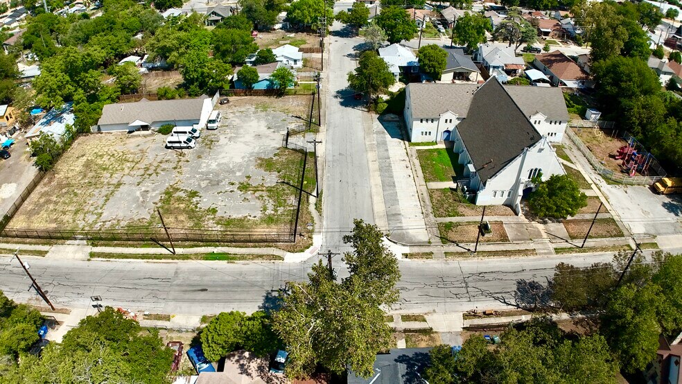 More Photos Of 507 E Mayfield Blvd, San Antonio Religious Facility For Sale