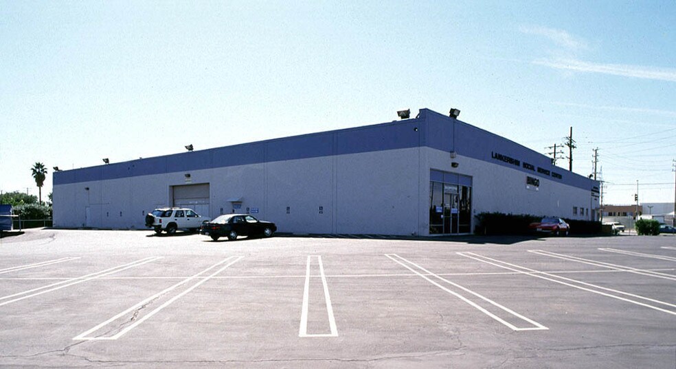More Photos Of 8330 Lankershim Blvd, North Hollywood Warehouse For Lease