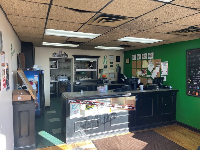 More Photos Of 17265 S Oak Park Ave, Tinley Park Office For Lease