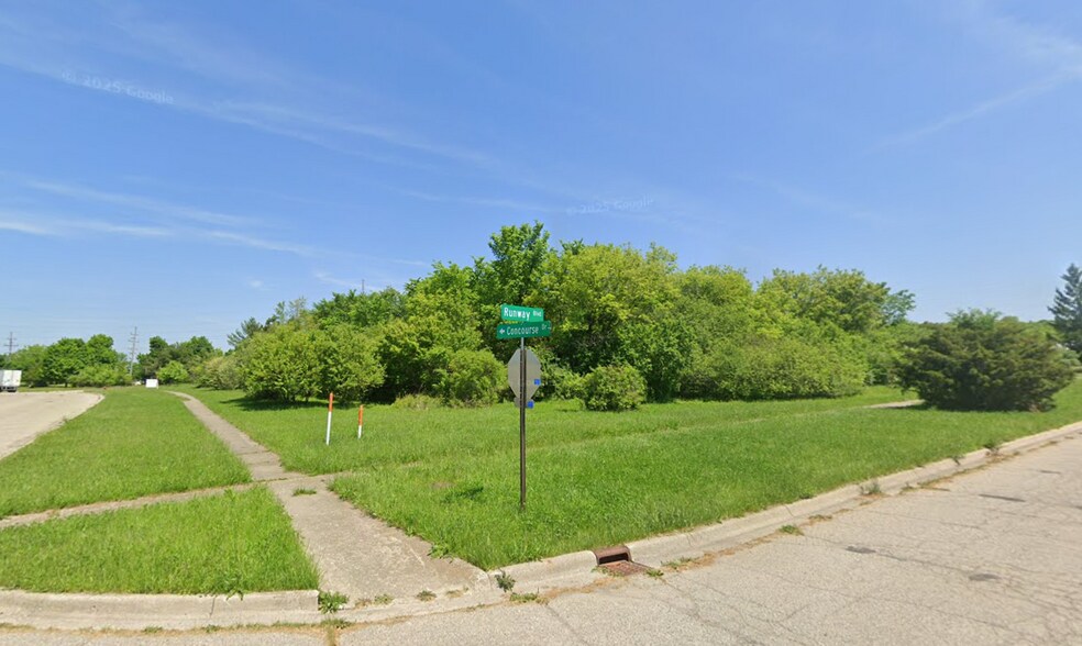 Primary Photo Of 4670 Runway Blvd, Ann Arbor Land For Sale