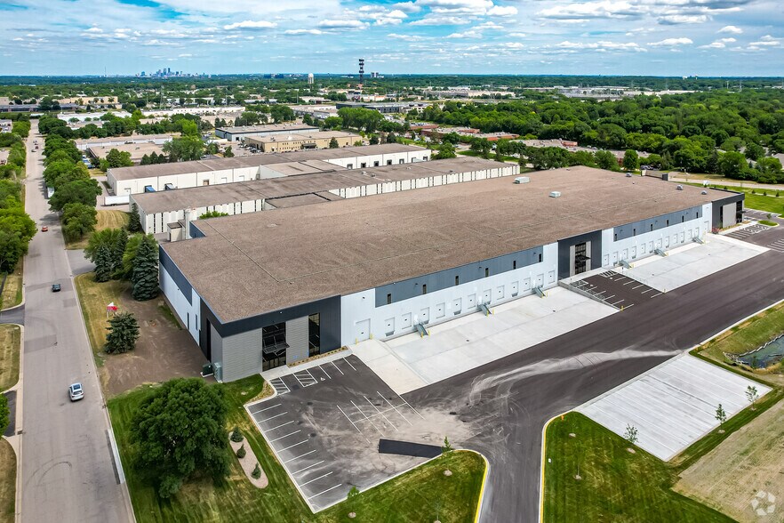 More Photos Of 14600 21st Ave N, Plymouth Warehouse For Lease