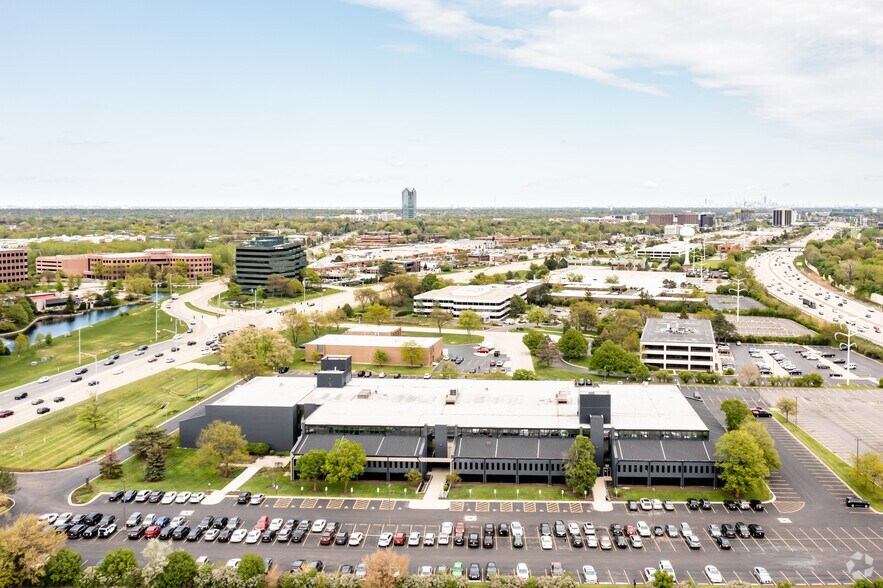 More Photos Of 2625 Butterfield Rd, Oak Brook Office For Lease