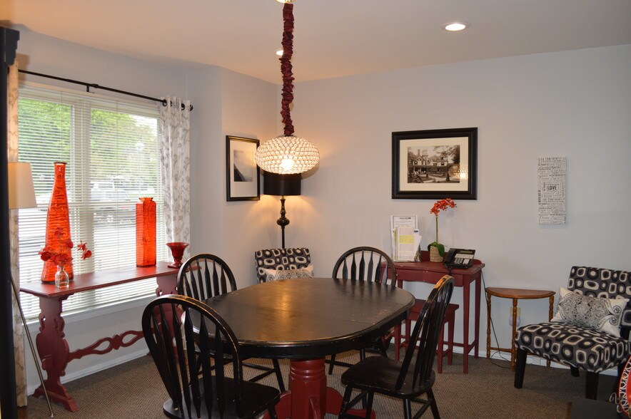 More Photos Of 85-89 Park Ave, Flemington Medical For Sale