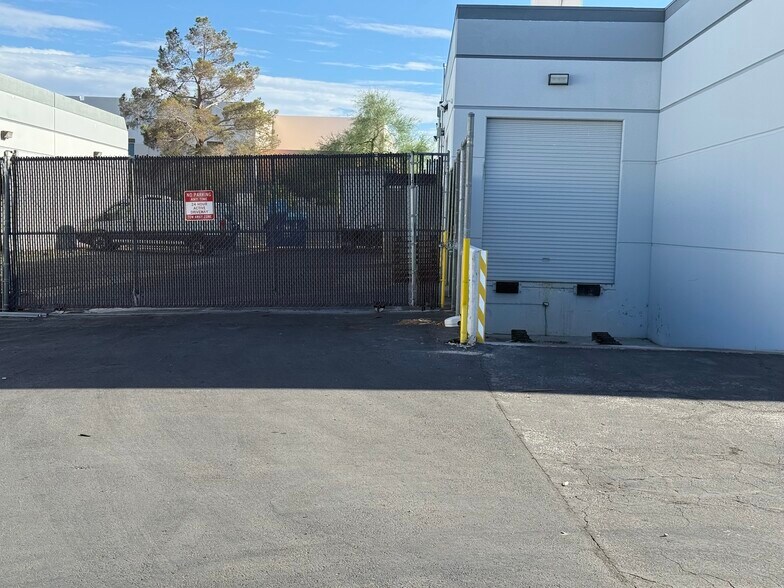 More Photos Of 6270 Banning Creek Dr, Las Vegas Warehouse For Sale